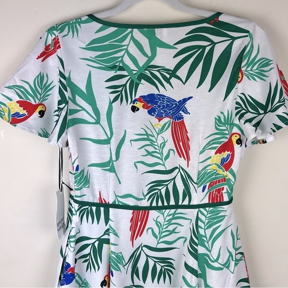 Unique Vintage Retro Rockabilly Tropical Parrot Print Fit & Flare Dress | S / 4 - Picture 5 of 9